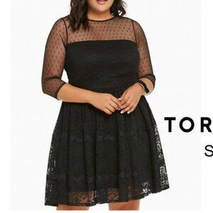 GUC Torrid Black Lace Tired Skater Dress w/ Mesh Dots Sz 2x